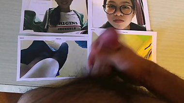 Fapping on a fan's friend on request