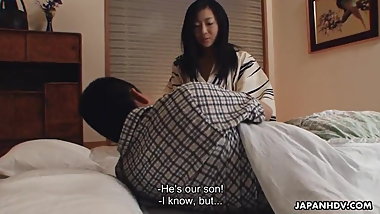 Emiko getting fucked and she loves the cumshot