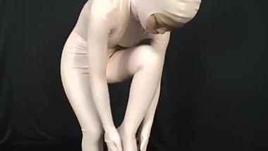 Japanese model lA?tex kigurumi