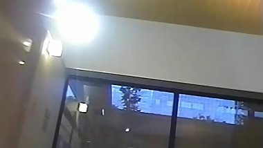 Voyeur camera sneak into a ladies bath