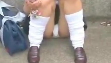 Sitting upskirt, Japanese student