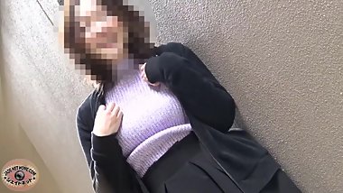 Pee Temptation at street