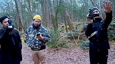 TERLALU BARBAR! Di Aokigahara Jepang Berujung Ngilang (Mirror)