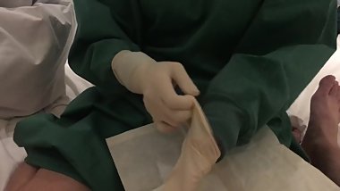 japanese mistress sargical gowni?glove