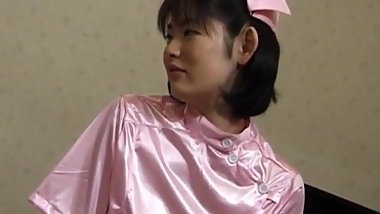 Takako gets orgasms from vibrators on her cunt
